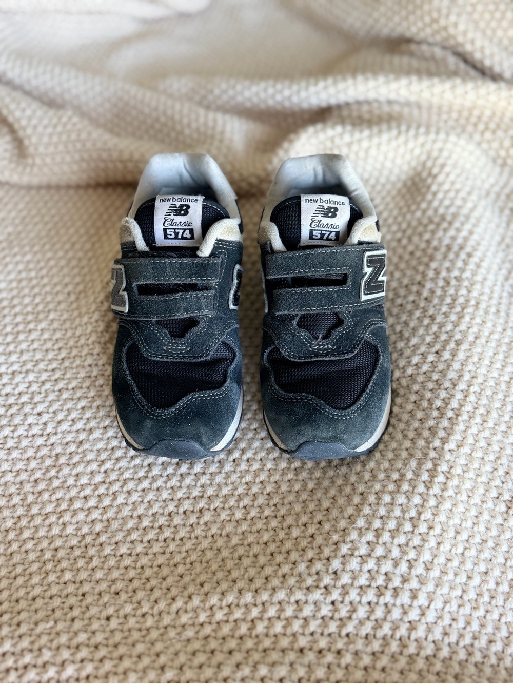 โจ New Balance 574 Kids Sneakers โ Size 12.5 โจ